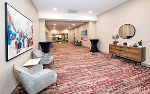 Hilton Garden Inn Ottawa Airport