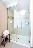 Hilton Garden Inn Ottawa Airport