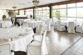 El Aguila Hotel