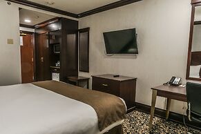 Woodbine Hotel and Suites