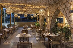 Eden Roc Resort Hotel
