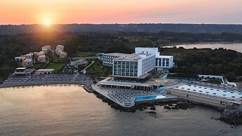 Eden Roc Resort Hotel