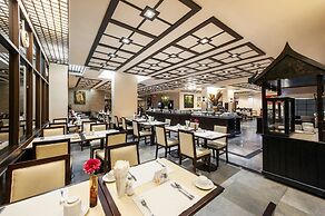 Pinnacle Lumpini Park Hotel