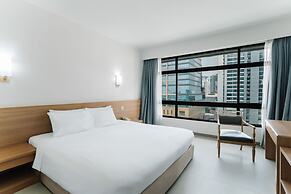 Pinnacle Lumpini Park Hotel