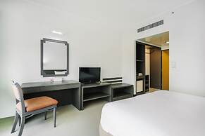 Pinnacle Lumpini Park Hotel