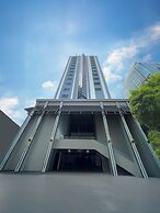 Pinnacle Lumpini Park Hotel