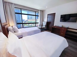 Pinnacle Lumpini Park Hotel