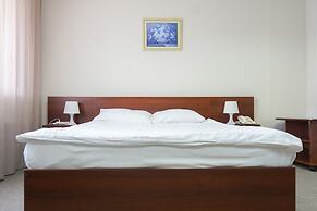 City Hotel