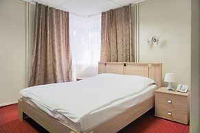 City Hotel