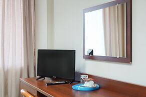 City Hotel