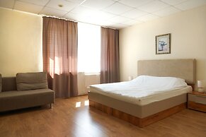 City Hotel