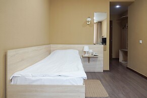 City Hotel