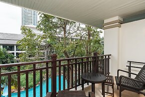 Ravindra Beach Resort And Spa