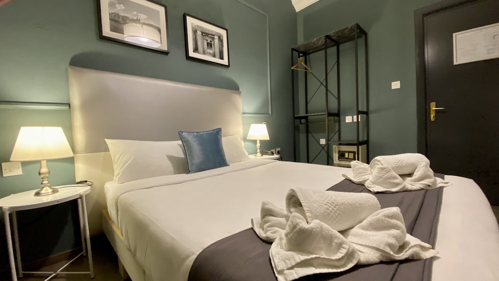 Sliema Marina Hotel
