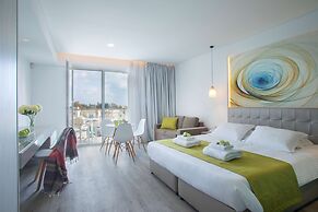 Anemi Hotel & Suites