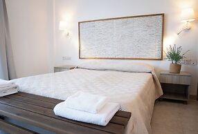 Akamanthea Holiday Village