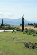 Akamanthea Holiday Village