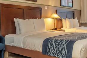 Comfort Inn & Suites Levittown