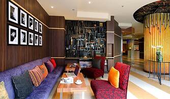 Tongtara Riverview Hotel