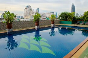 Tongtara Riverview Hotel