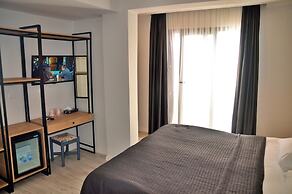 Aqua Princess Hotel