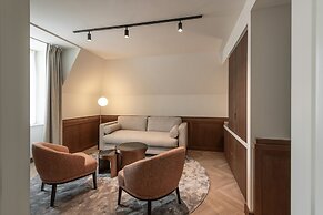 Dukes’ Palace – by Dukes’ Hotel Collection