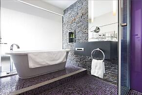 Cliff House Hotel