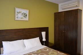 YTI Garden Hotel