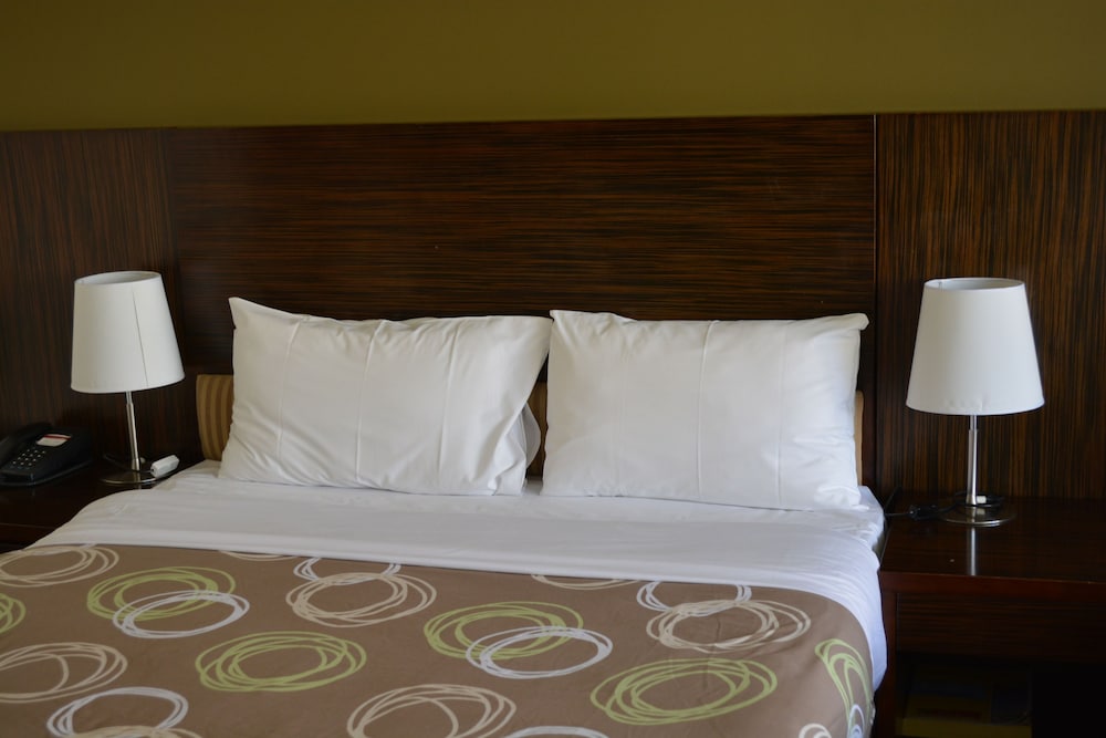 YTI Garden Hotel
