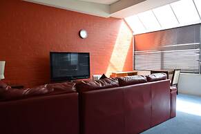 YTI Garden Hotel