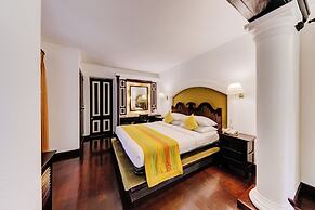 Cinnamon Lodge
