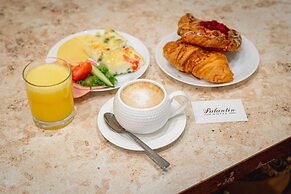 Palantin Hotel