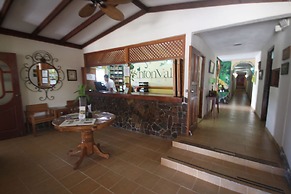 Anton Valley Hotel