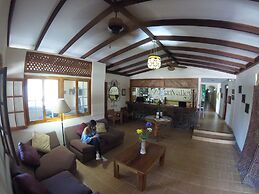 Anton Valley Hotel