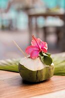 Petit Lafitte Beachfront Hotel & Bungalows