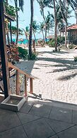 Petit Lafitte Beachfront Hotel & Bungalows
