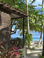 Petit Lafitte Beachfront Hotel & Bungalows