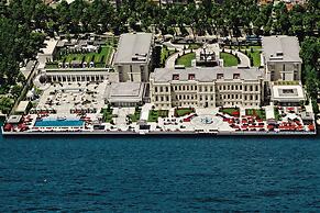Four Seasons Hotel Istanbul at the Bosphorus