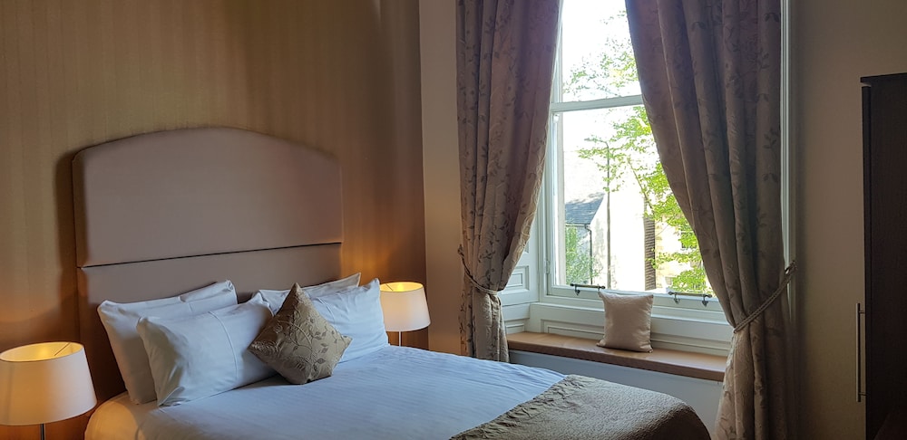 The Salisbury Hotel
