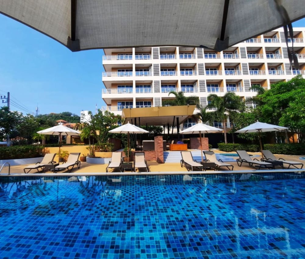 Nova Platinum Hotel