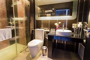 Nova Platinum Hotel
