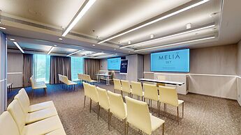 Melia Barcelona Sky