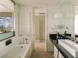 Melia Barcelona Sky