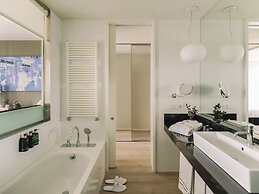 Melia Barcelona Sky