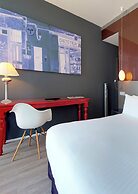 Melia Barcelona Sky