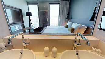 Melia Barcelona Sky