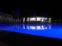 Renieris Hotel