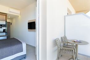 Renieris Hotel