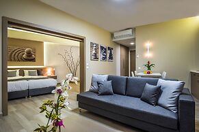 Renieris Hotel