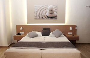 Renieris Hotel